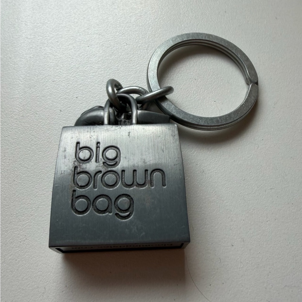 Bloomingdales Big Brown Bag Metal Keychain